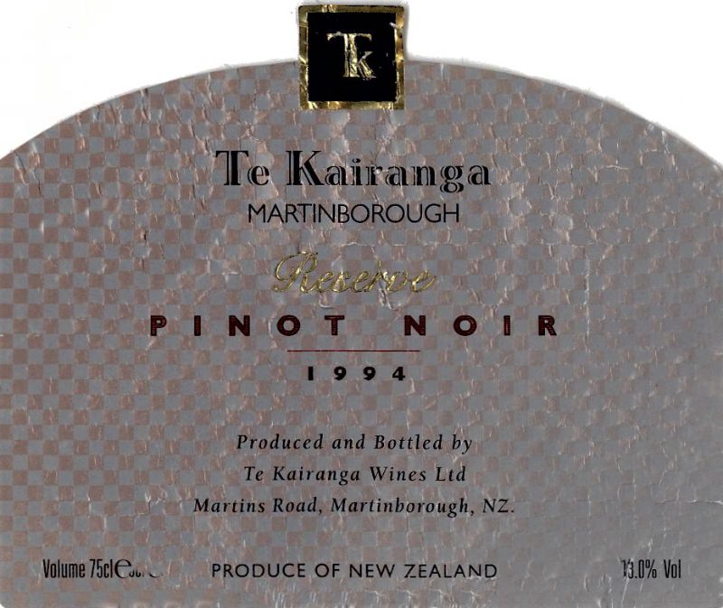 Te Kairanga_pinot noir res 1994.jpg